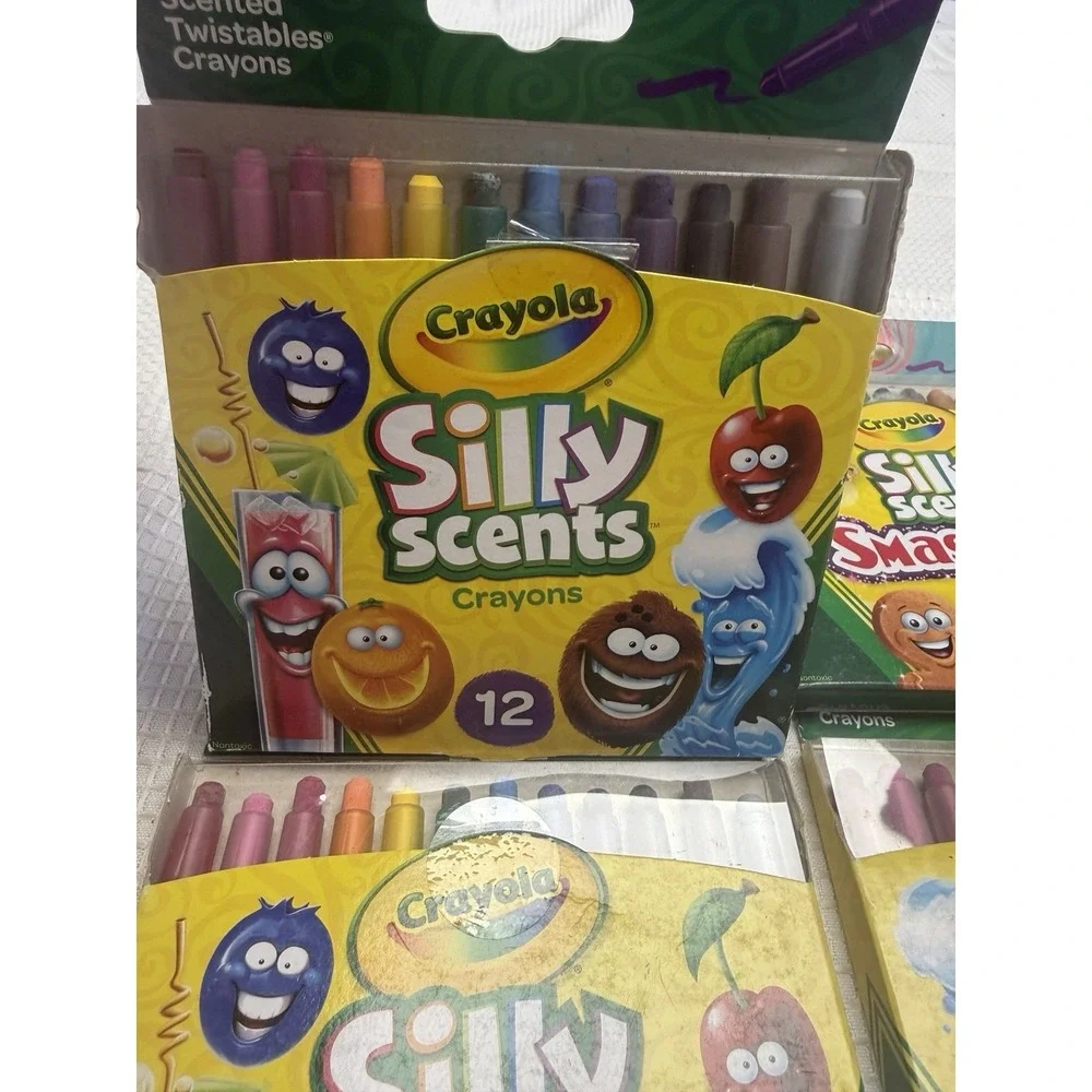 4 Crayola Silly Scents Twistables Crayons Sweet SmashUps Scented 12 Pack New